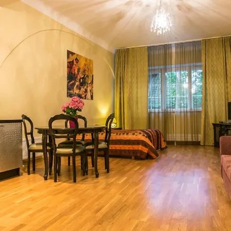 Cozy In Old Town Διαμέρισμα
