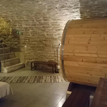 Cozy In Old Town Apartman